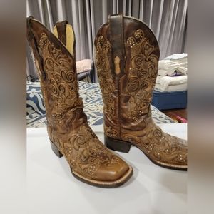 Corral Women's Brown Inlay and Stud Accents Boots - Square Toe